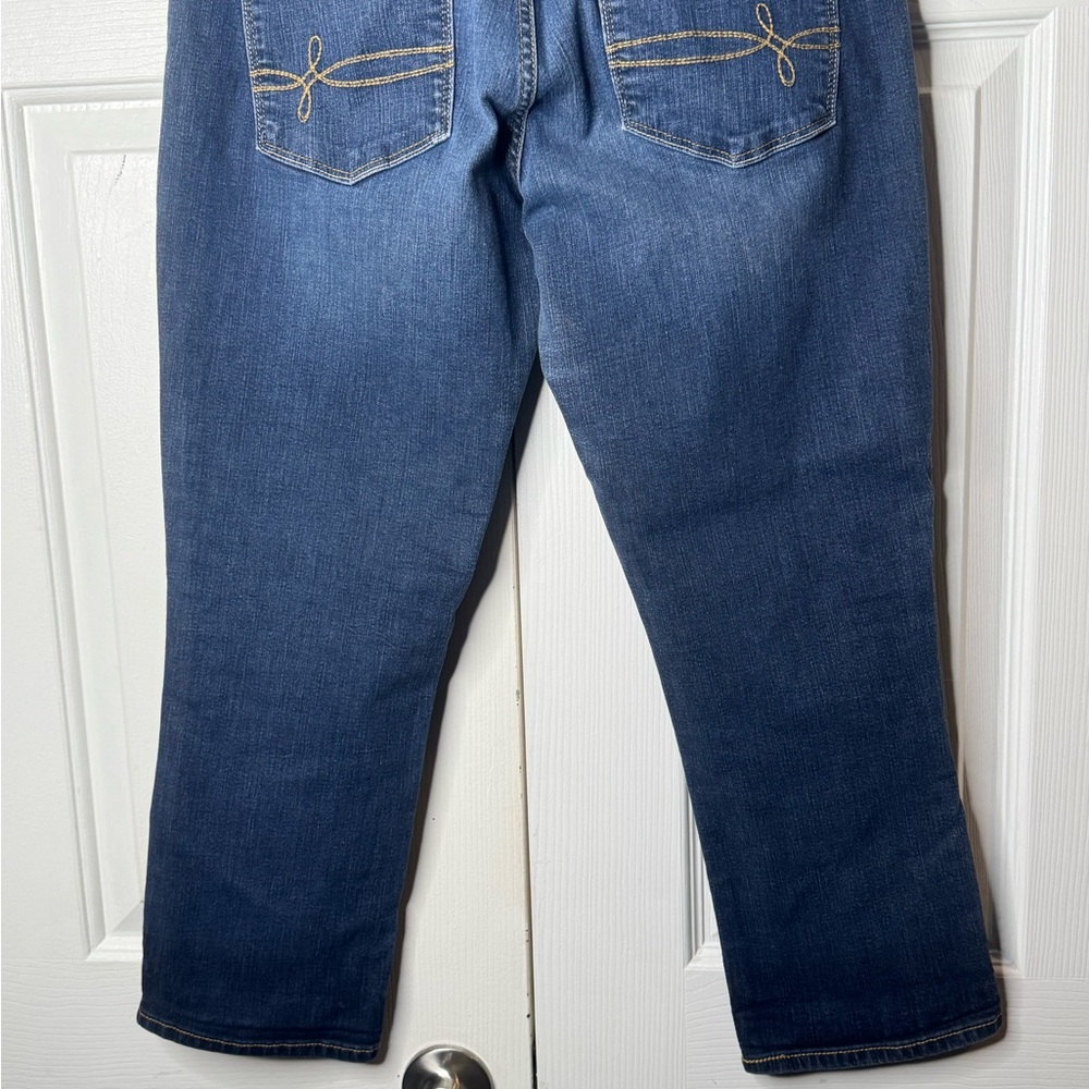 Denizen from Levi's Women's Modern Crop Jeans - Dark Blue - Picture 5 of 16